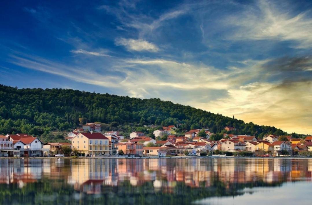 Nika Villa Bilice Eksteriør billede